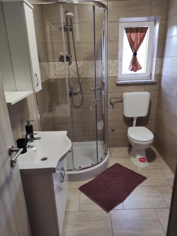 Apartman Tramonto Motovun Ngoại thất bức ảnh
